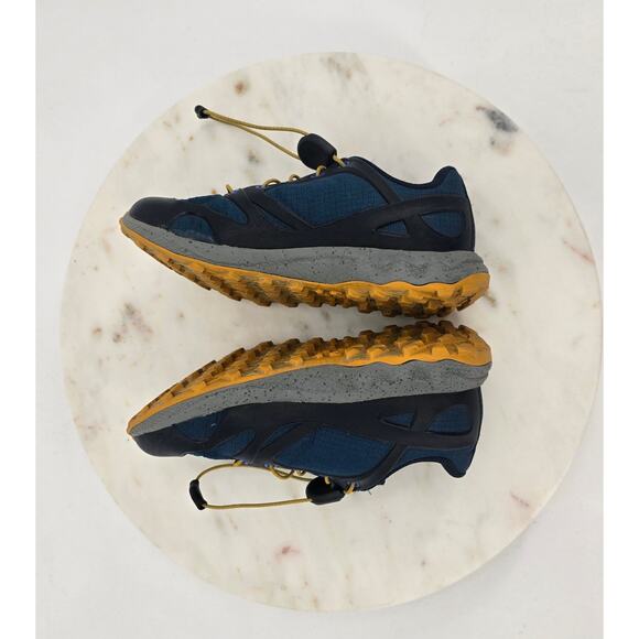 Merrell
Altaight Low AC Waterproof Hiking Shoe - Picture 6 of 8